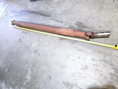 1992-1999 Chevy Suburban Rear Drive Shaft Oem Back Driveline 5.7L 4X4 26050306