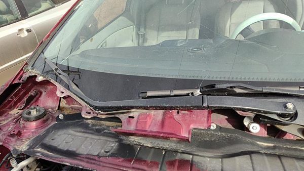 2010 Honda Insight Passenger Right Windshield Wiper Arm Oem Blade Lever — photo 1