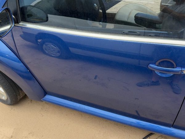 2007 Volkswagen Beetle Front Door LH Blue — photo 2