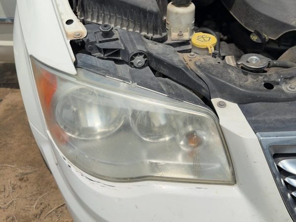 2008-2016 Chrysler Town & Country Passenger Right Head Light Oem Front Lamp — photo 3