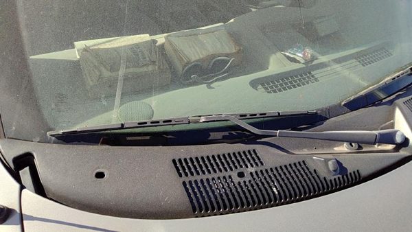 1999-2004 Jeep Grand Cherokee Windshield Wiper Cowl Vent Trim Panel Oem Cover — photo 5