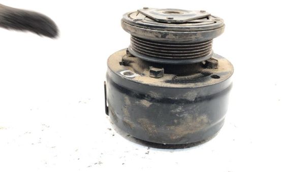 1992-1993 Cadillac Fleetwood Ac Compressor Air Conditioner Pump Assembly 5.7L — photo 8