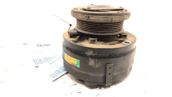 1992-1993 Cadillac Fleetwood Ac Compressor Air Conditioner Pump Assembly 5.7L — photo 7