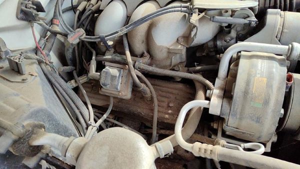 88-94 Chevy S10 Blazer Passenger Right Valve Cover Oem 4.3L — photo 1