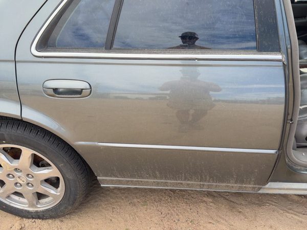 2003 Cadillac Seville Rear Door RH Thunder Gray 88U — photo 1