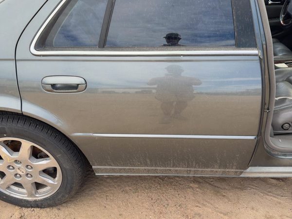 2003 Cadillac Seville Rear Door RH Thunder Gray 88U — photo 3