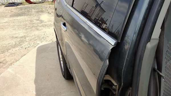 2010 Chevrolet Traverse Rear Door RH 57U 57U Cyber Gray — photo 2