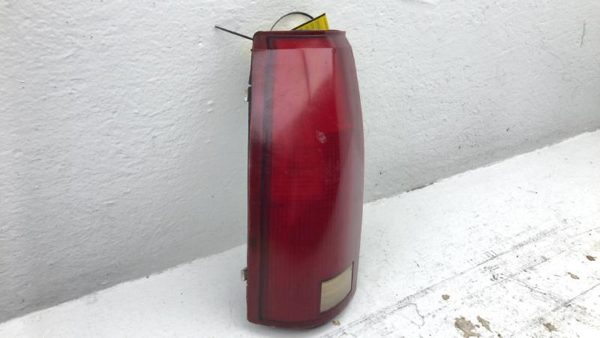 1988-2000 Gmc Sierra 2500 Driver Left Tail Light Oem Brake Lamp Rear 05976897 — photo 4