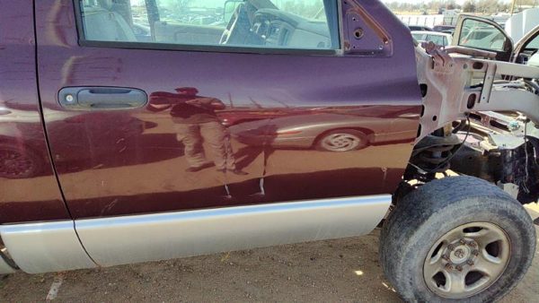 2005 Dodge Ram Front Door RH Red 6CF — photo 4
