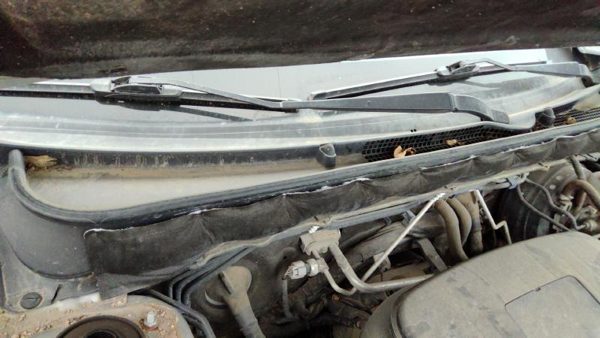 2011 Subaru Legacy Outback Windshield Wiper Cowl Vent Trim Panel Oem Cover — photo 6