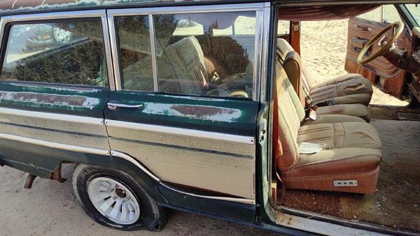 1984 Jeep Grand Rear Door RH Green J5761254 — photo 1