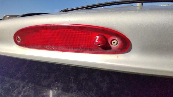 2001-2007 Dodge Caravan Third Brake Light Middle Lamp Oem — photo 2