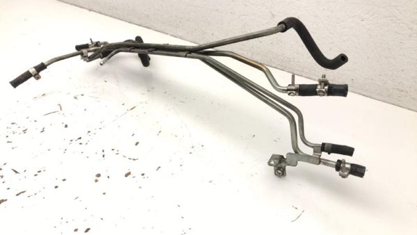 2000-2004 Subaru Legacy Fuel Supply Line Set Oem 2.5L Gas Pipes — photo 3