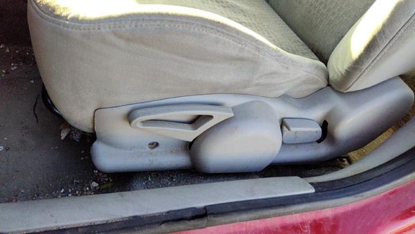 2005-2010 Chevy Cobalt Driver Left Side Seat Trim Panel Oem 14C Gray — photo 3