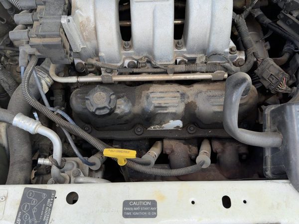 1996-2000 Chrysler Town & Country Driver Left Valve Cover Oem 3.3L 4781449Aa — photo 4