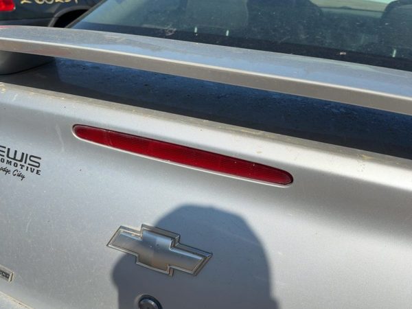 2005-2010 Chevy Cobalt Third Brake Light Middle Lamp Oem — photo 2