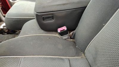 1998-2001 Mazda B2500 Driver Left Front Seat Belt Buckle Receiver Oem Gray V2