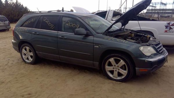 2007 Chrysler Pacifica — vehicle photo 1