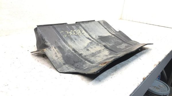 1988 Chevy S10 Blazer Front Skid Plate Splash Guard Lower Plastic With Bolts — photo 5