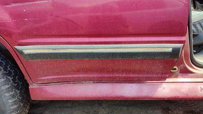 91-94 Ford Explorer Passenger Right Rear Moulding From Door Oem Back Trim Strip