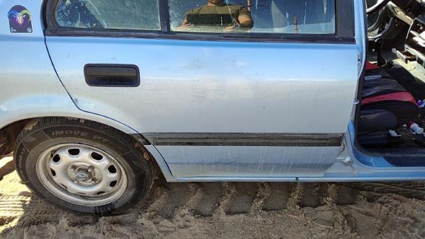 1989 Honda Civic Rear Door RH Blue — photo 1