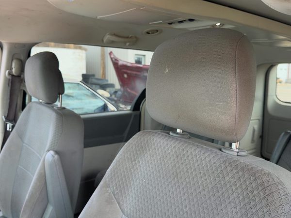 10 Chrysler Town & Country Pair Of Front Headrests Oem Left Right Set Seat Gray — photo 3