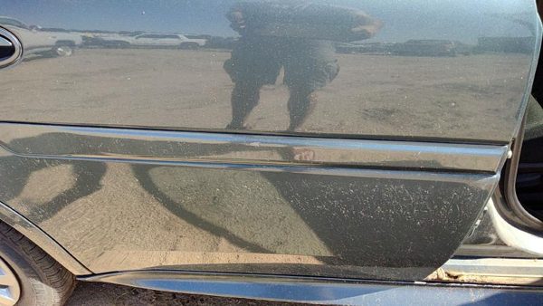 04-08 Grand Prix Passenger Right Rear Moulding From Door Back Trim Stealth Gray — photo 4