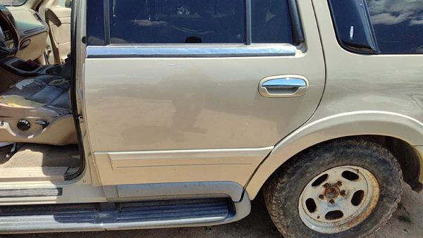 1998 Lincoln Navigator Rear Door LH Gold Bi — photo 3