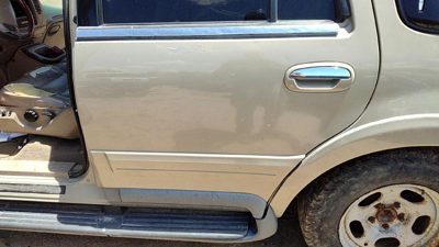1998 Lincoln Navigator Rear Door LH Gold Bi