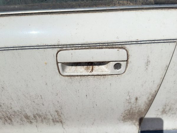 1992-1995 Olds Eighty Eight Driver Left Front Outside Door Handle Oem White — photo 2