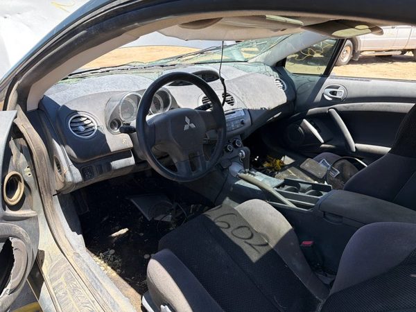 2007 Mitsubishi Eclipse — vehicle photo 3