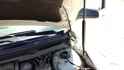 2011 Chevrolet Malibu Hood Hinge RH Chevy White 50U