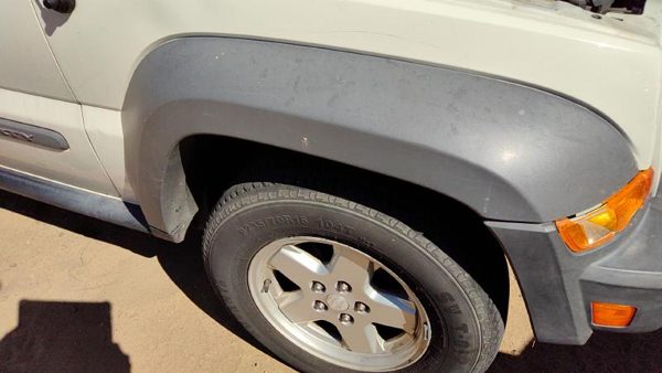 2005 06 Jeep Liberty Passenger Right Front Wheel Flare Moulding Oem From Fender — photo 7