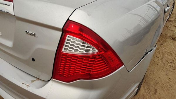 2010-2012 Ford Fusion Passenger Right Tail Light Brake Lamp Oem Rear 9E5z13404a — photo 2
