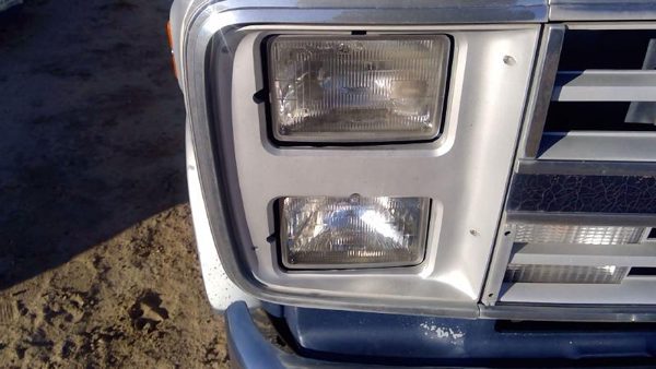 85-91 Chevy G20 Van Passenger Right Dual Pair Head Light Front Lamp With Bracket — photo 1