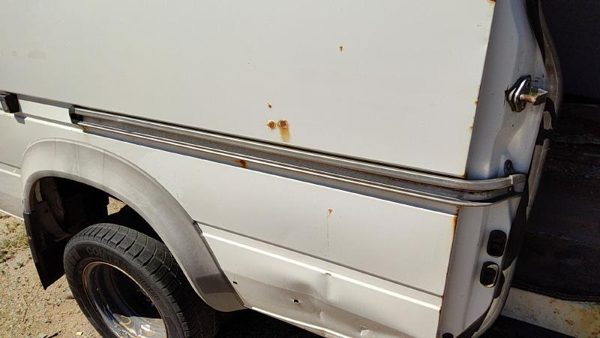 2003-2006 Dodge Sprinter Van 3500 Passenger Right Rear Slide Door Track Assembly — photo 1