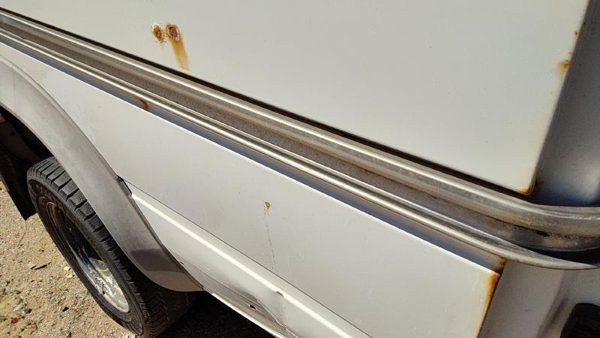 2003-2006 Dodge Sprinter Van 3500 Passenger Right Rear Slide Door Track Assembly — photo 4