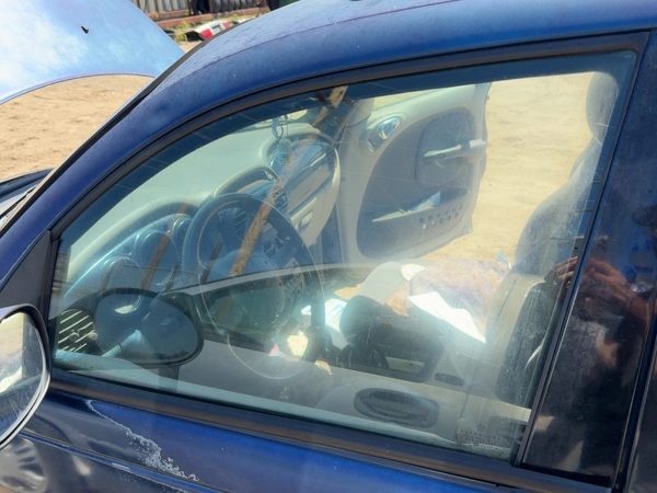 2001-2010 Chrysler Pt Cruiser Driver Left Front Side Window Door Glass Oem — photo 2