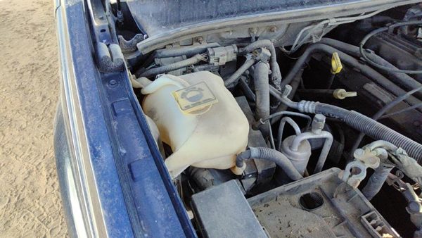 2004 Jeep Grand Cherokee Coolant Reservoir Radiator Overflow Tank Bottle Oem — photo 3