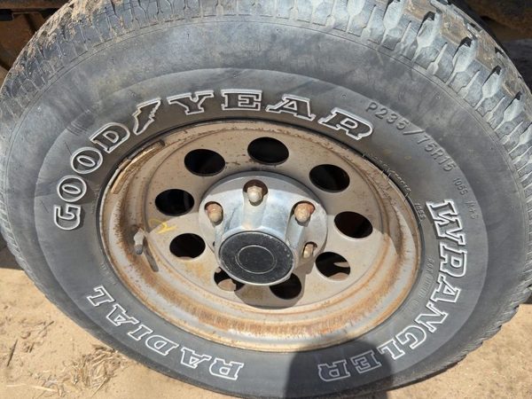 1993-1997 Isuzu Rodeo 15" Steel Wheel Oem Factory Rim #2 4403671 — photo 3