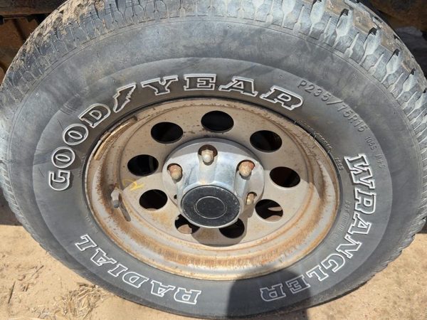 1993-1997 Isuzu Rodeo 15" Steel Wheel Oem Factory Rim #2 4403671 — photo 4