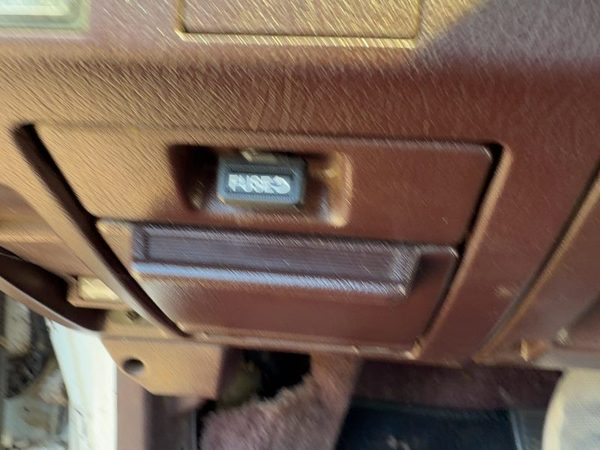 1986-1989 Honda Accord LX Sedan Fuse Cover with Cubby Dash Mauve Red OEM — photo 2