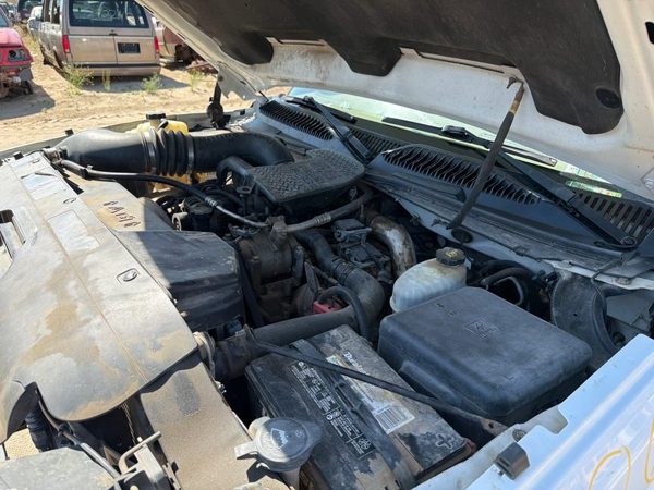 2005 Chevy Silverado 2500 — vehicle photo 4