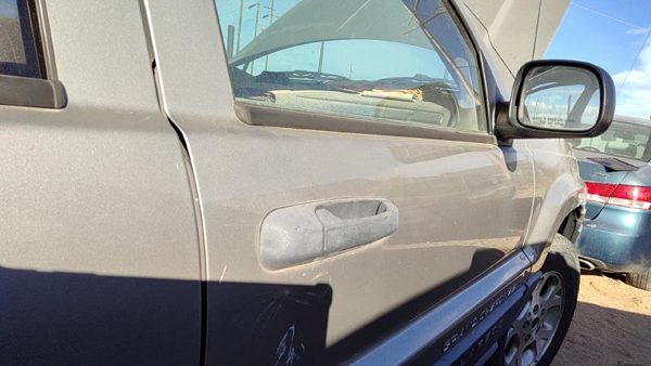 2001 Jeep Grand Cherokee Front Door RH Ps5 Silver 55135920AG — photo 4