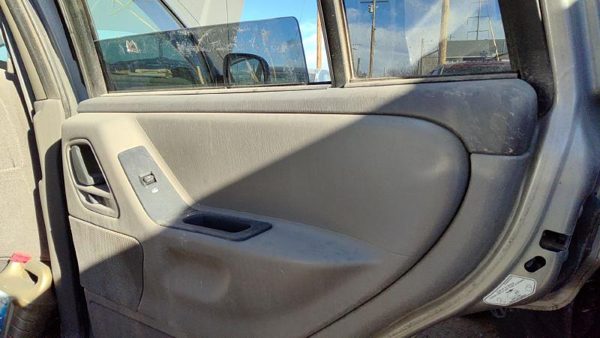 00-01 Grand Cherokee Passenger Right Rear Door Trim Panel Wth Switches Back Gray — photo 5