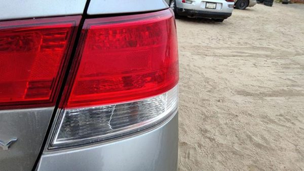 2010-2014 Subaru Legacy Outback Passenger Right Outer Tail Light Brake Lamp Rear — photo 4