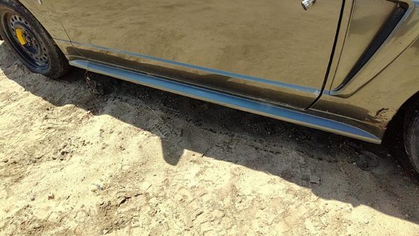 99-04 Mustang Driver Left Lower Rocker Panel Moulding Side Skirt Shadow Gray Cx — photo 1