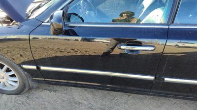 2005 Hyundai XG350 Front Door LH Black