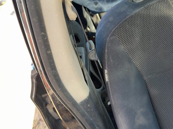 2014 Nissan Sentra Front Seat Belt RH Charcoal G — photo 1