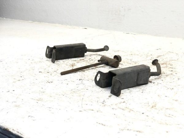 1986 Corvette Spare Tire Carrier With Mount Bracket Set Hardware Cover Shield — photo 13